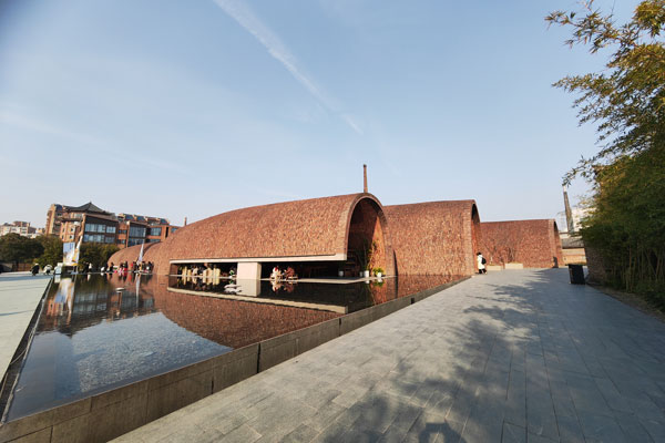 沈阳车辆定位寻找服务详解：精准追踪，安心守护