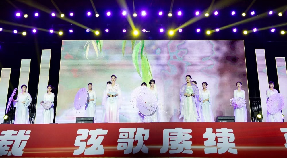 盘锦弘毅中学 盘锦弘毅中学