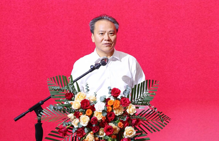 “丹青赤子——英雄模范肖像艺术展”在鲁迅美术学院开幕